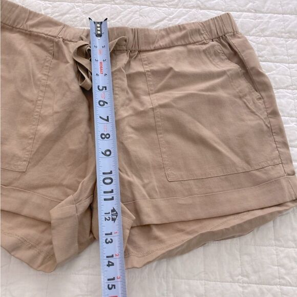 Cloth and stone 100% Tencel Lyocell lightweight Khaki tan shorts, size large - Picture 4 of 7